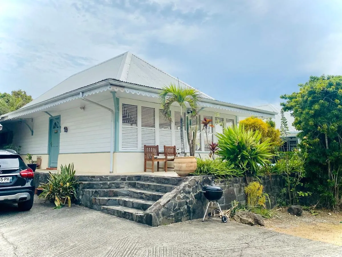 Villa Gaia - Bungalow Ti-Zen Et Son Jacuzzi Niche Dans Un Jardin Tropical, Sejour En Amoureux Le Diamant