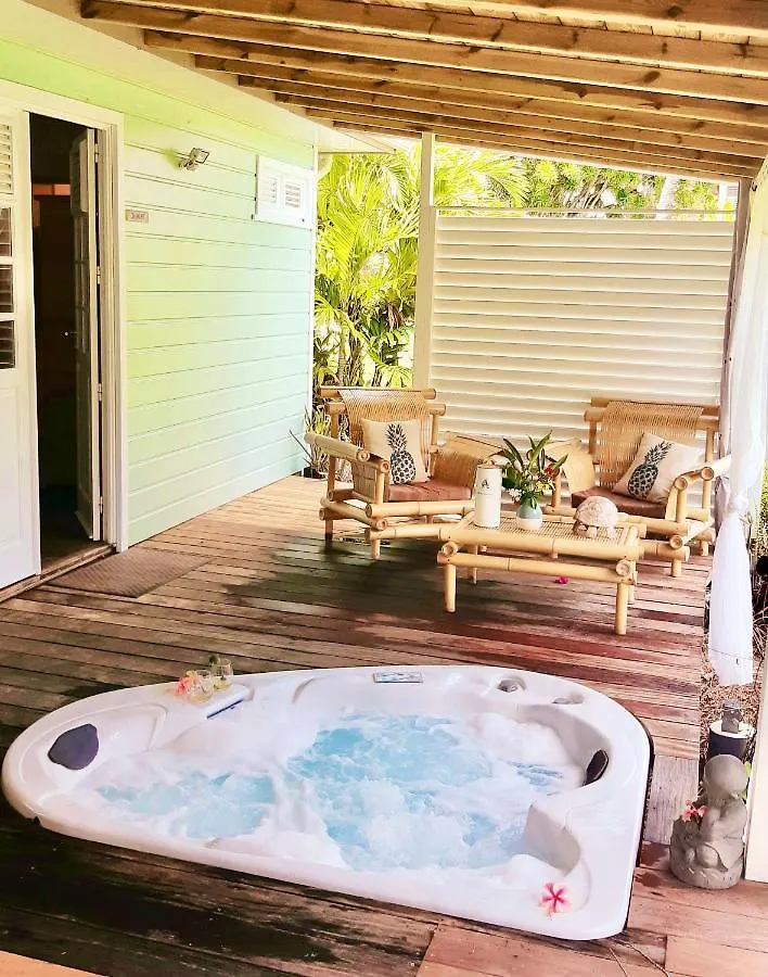 Chalet Villa Gaia - Bungalow Ti-Zen Et Son Jacuzzi Niche Dans Un Jardin Tropical, Sejour En Amoureux Le Diamant