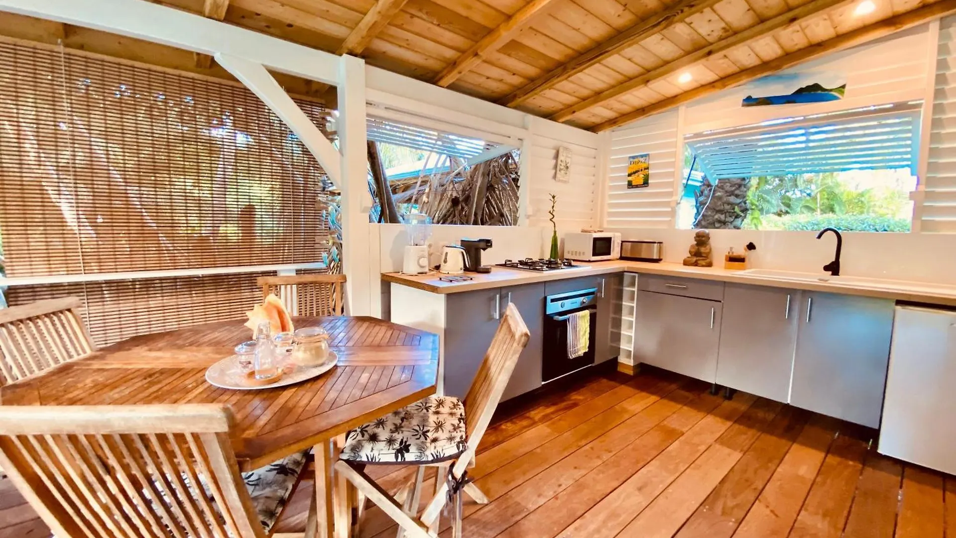 Villa Gaia - Bungalow Ti-Zen Et Son Jacuzzi Niche Dans Un Jardin Tropical, Sejour En Amoureux Le Diamant